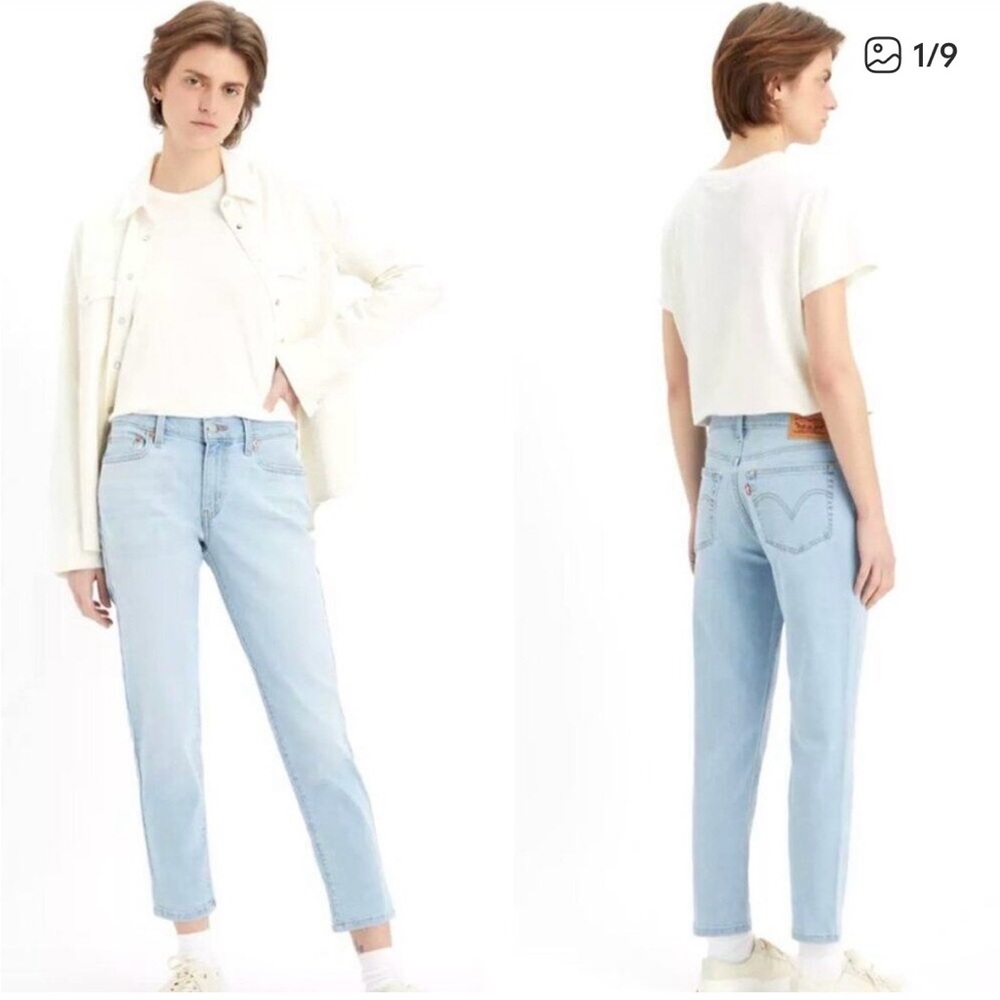 Levi's Boyfriend Jeans Light Wash Size 31 inseam 27"